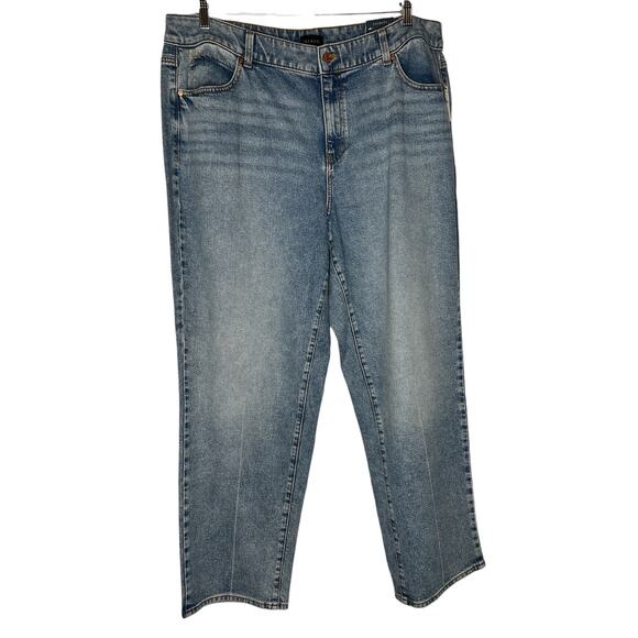 NEW Talbots High Waist Relaxed Jean in Slightly Distressed Med Wash Size 18W